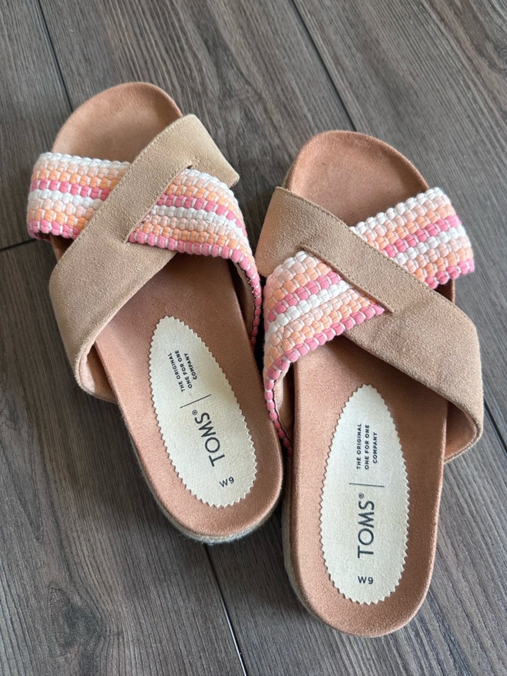 TOMS Woven Slide Sandals Women’s 9 Tan Pink Striped Comfort Slip On EUC - Picture 2 of 11